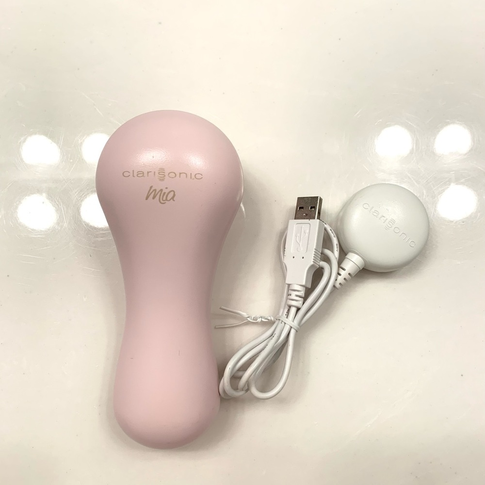 Mia Clarasonic | pink